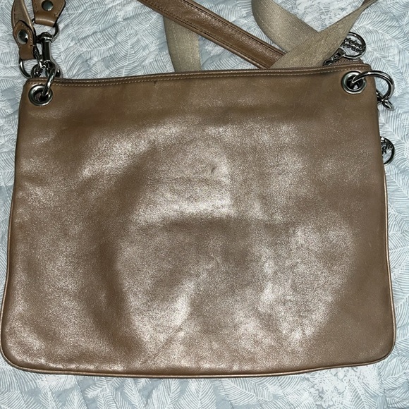 Tan leather coach poppy purse! - Picture 6 of 9